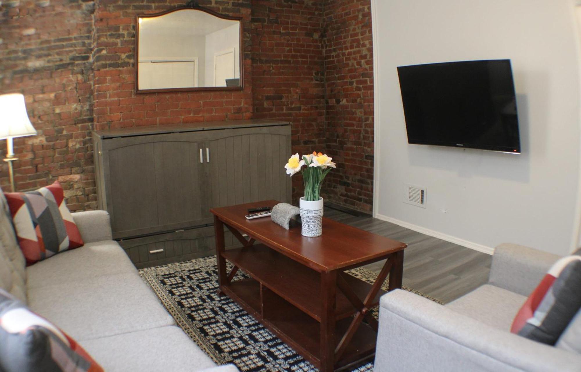 2 Bedroom East Carson Street Sanctuary Pittsburgh Exterior photo